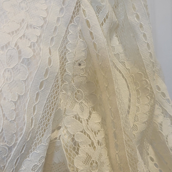 Coco and Jamison size lg beige laced peplum top. Never worn. - Picture 8 of 11